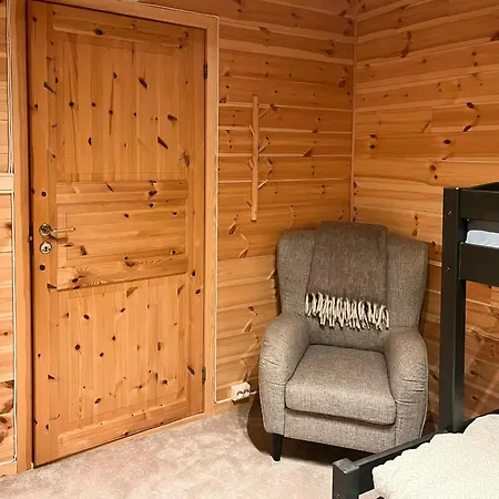 Remote With Hot Tub Near Vettisfossen Ferienhaus *